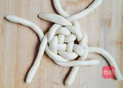 Milk flower steamed buns recipe 9