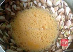 Golden Steamed Buns Practice illustration 2