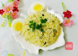 Illustration of how to make egg fried rice 10