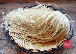 Illustration of homemade noodles 1