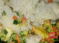 Egg Fried Rice Recipe Illustration 4