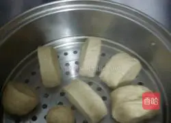 Illustration of how to make brown sugar steamed buns 5
