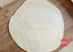 Illustration of how to make chewy egg noodles 6