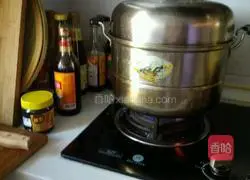 Illustration of how to make flowering brown sugar steamed buns 7