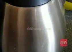 Lotus Illustration of how to make leaf cake 1