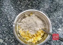 Egg Yolk Cake Recipe Illustration 3