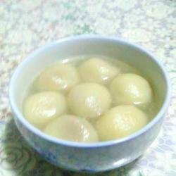 Sesame glutinous rice balls