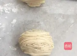 Illustration of how to make spiced flower rolls 10