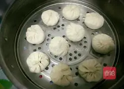 Illustration of how to make celery and egg buns 6