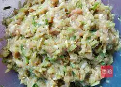 Illustration of how to make green radish and pork dumplings 4