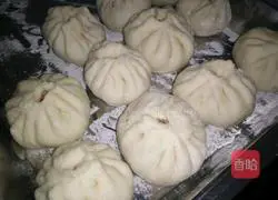 Illustration of how to make pork buns for beginners 14