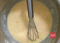 Illustration of how to make sweet potato egg pancake 7