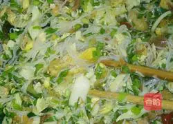 Illustration of how to make fried buns 1