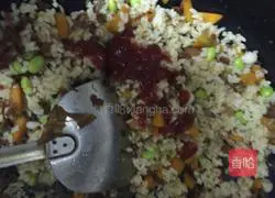 Tomato Sauce Fried Rice Recipe Illustration 8