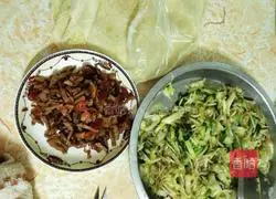 Illustration of how to make cabbage pancakes 6