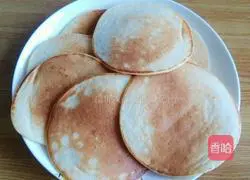 Illustration of how to make banana waffles 7