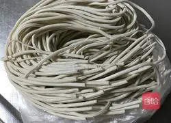 Illustration of how to make special fried noodles 1