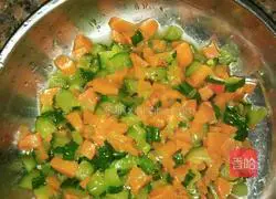 Illustration of how to make egg fried rice 3