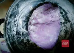 Illustration of how to make steamed buns with purple sweet potato flowers 2