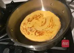 Illustration of how to make sweet potato dough cake 9