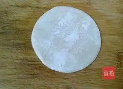 Illustration of how to make dumpling skin scallion pancakes 2