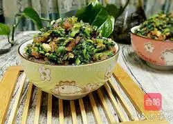 Illustration of how to make wonton stuffing with vegetables and fresh meat 16