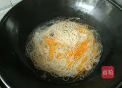 Illustration of how to make soy sauce noodles 5