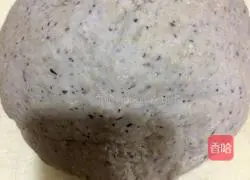 Illustration of how to make sea cucumber, mushroom and corn buns 3