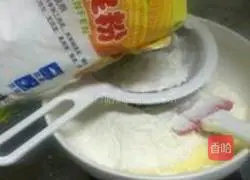 Illustration of how to make Wangzai steamed buns 7