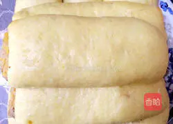 Glutinous Rice Style Sausage Illustration of how to make bean dregs steamed bun rolls 17