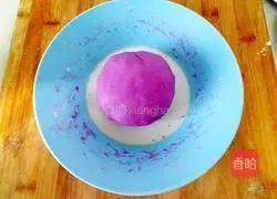 Illustration of how to make glutinous rice cakes with bean paste and purple sweet potato 7
