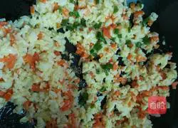 How to make carrot fried rice Illustration 9