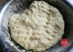 Illustration of how to cut steamed buns with milk-flavored knife 6