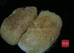 How to make pan-fried steamed buns and egg pancakes Illustration 5