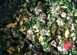 Meat Illustration of how to make three fresh dumplings 3