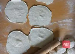 Illustration of how to make steamed dumplings stuffed with cabbage and meat 4