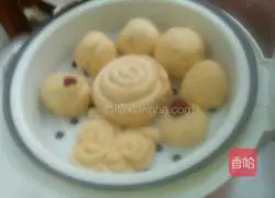 Illustration of how to make butterfly steamed buns 8