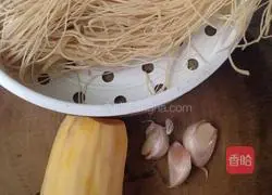 Illustration of how to make fried noodles 1