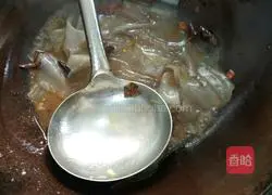 Illustration of how to make pink-skinned eggs 5