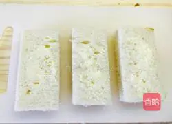 Illustration of how to make egg sandwich 6