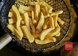 Homely style farmhouse Illustration of how to make noodles 11