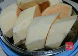 How to make flower steamed buns 1