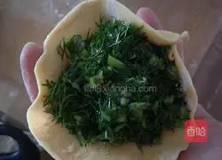 Illustration of how to make fennel buns 8