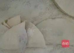 Illustration of how to make rose dumplings 5