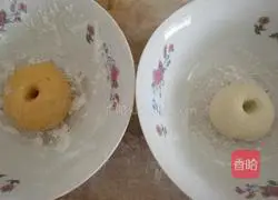 Illustration of making sunflower buns 7