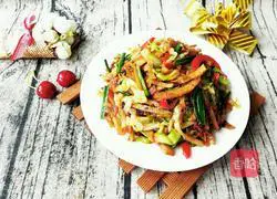 Illustration of how to make four fresh fried pancakes at home 8