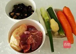 Illustration of how to make cabbage (Baicai) dumplings 6