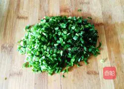 Illustration of how to make chive egg pancake 1