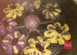 Illustration of how to make Sunflower Steamed Buns 13