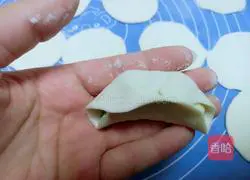 Illustration of how to make leek and egg dumplings 13